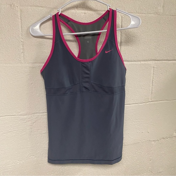 Nike Dri-Fit Women’s Workout Tank Top - Picture 1 of 9